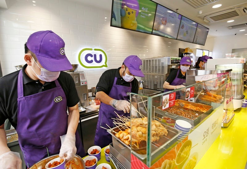 말레이시아의 편의점 CU 매장에 있는 한국 즉석요리 코너./ BGF리테일 제공