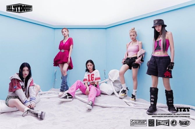 ITZY!, 새 앨범 'KILL MY DOUBT' 콘셉트 클립 & 포토 추가 공개…‘핑크 포인트 스타일링 핫한 여름 에너지’