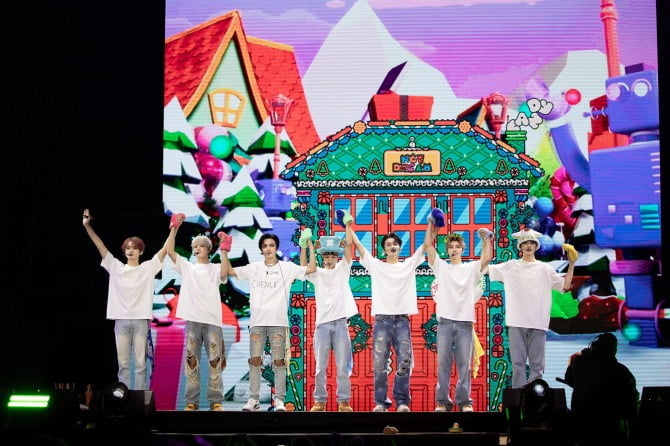 ‘눈부신 성장’ NCT DREAM, 멕시코 공연 성료…두 번째 월드 투어 피날레 장식
