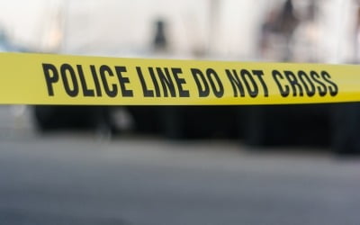 총기로 가족 위협한 美 10살 소년…출동한 경찰에도 총 쐈다