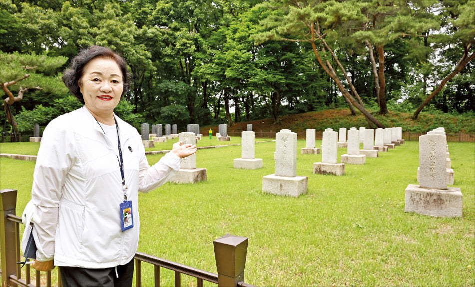 [직업의 세계] "우리는 문화와 인간을 이어 주는 스토리텔러죠"