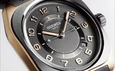 에르메스 시계, 남성의 품격 높이는 '손목 위 예술품'…로즈골드·티타늄 결합한 新모델 출시