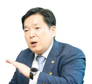 구도심 살리고 신규 産團 조성…지역경제 변방서 중심지로 도약