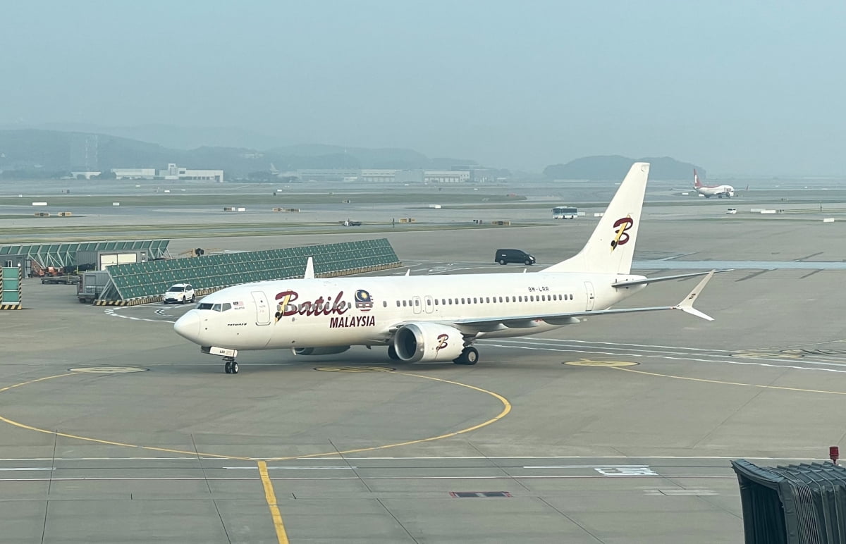 6월 24일 인천공항에서 첫 운항을 준비 중인 바틱에어 항공기 