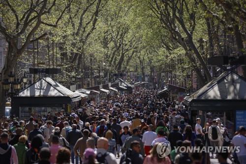 기본소득 넘어 기본상속?…스페인서 '청년에 3천만원' 제안