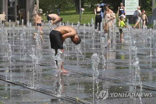 러시아 중남부 4개 지역서 이상 고온…"철도레일 변형 등 우려"