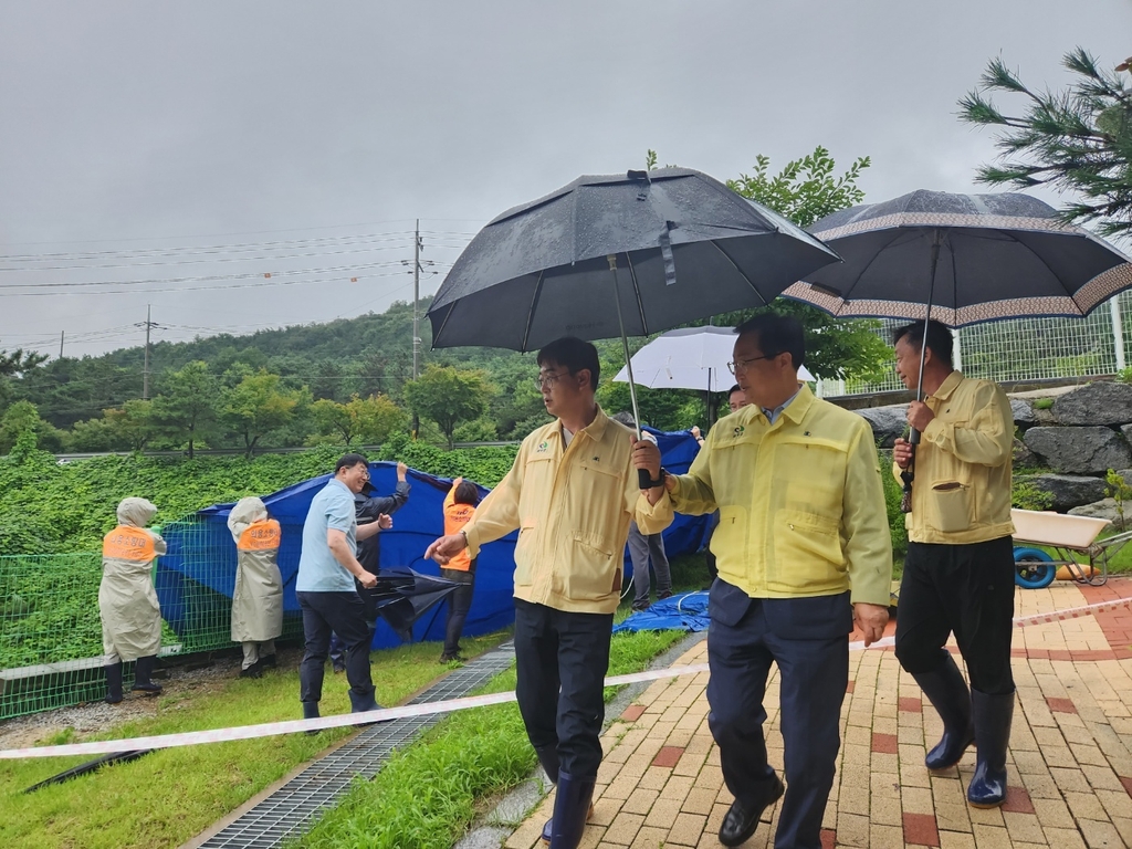 완주에도 361㎜ 장맛비…유희태 완주군수 "복구에 최선"