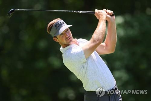 PGA 신인 콘, 바바솔 챔피언십 선두…강성훈은 67위