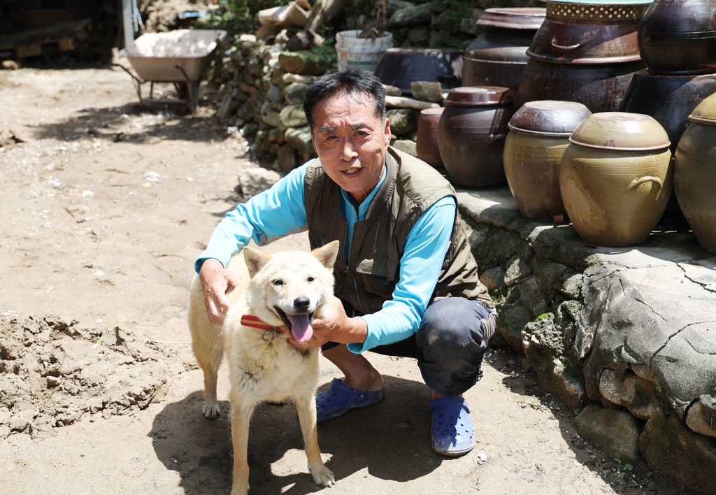 "집 찾아왔네"…산사태로 실종된 '犬 진순이' 27시간 만에 귀환