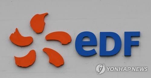 프랑스, 내달 가정용 전기요금 10% 인상…권고안 74.5%보다 낮아