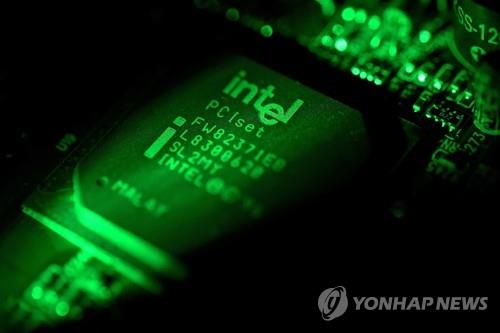 인텔·에릭슨, 맞춤형 5G 반도체 협력…인텔 기술 '18A' 활용