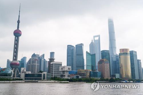 중국 빠져나가는 글로벌 자금…"미, 무역·기술 이어 투자전쟁"