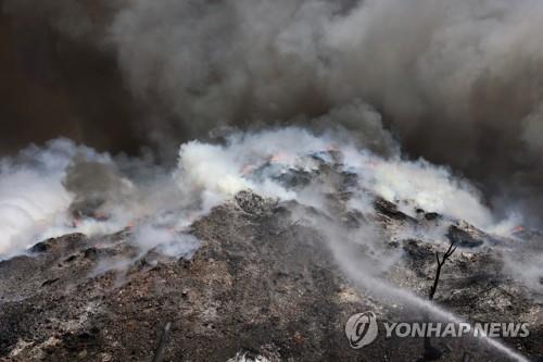 '산불 대란' 그리스 열흘간 화재 667건…F-16 부대도 대피