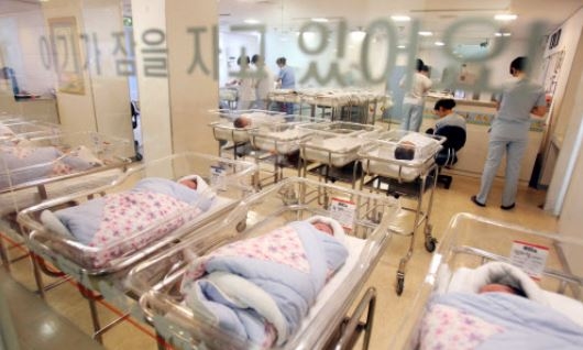 다둥이 1명당 100만원 바우처…아빠 출산휴가 15일