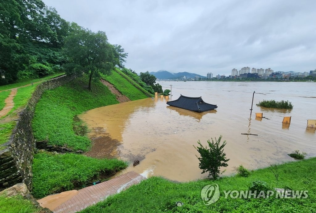 '물난리' 환불되나…펜션 업주 "일단 오세요"