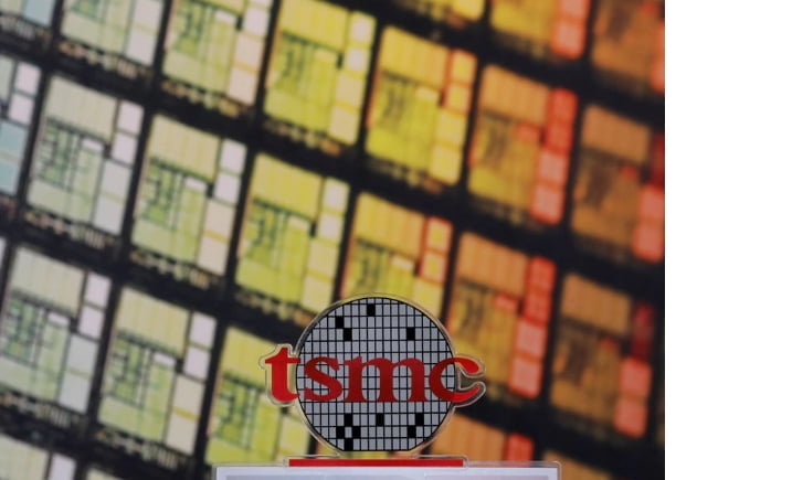 TSMC, 2분기 매출 전년비 10% 감소…칩 수요 줄어