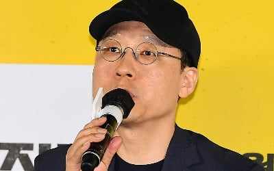 '비공식작전' 감독 김성훈, "라틴 댄스 추듯 밀고 당기는 배우들…혼자 보기 아깝다"
