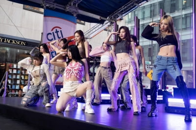 트와이스, 'K팝 걸그룹 최초' 美 유명 모닝쇼 'NBC's TODAY' 출연