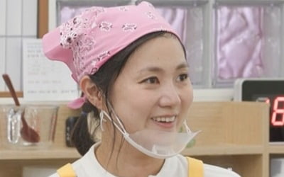 '김수빈♥' 윤박, 영업 매출 60만 원 위해 직접 '부적' 그렸다 "뭐라도 해야죠"('웃는사장')