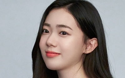 신예 김지우, 에스파 특별출연 '광야로 걸어가 2023' 여주인공