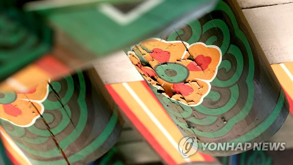 '숭례문 단청 부실공사' 단청장 2심도 "정부에 거액 배상"