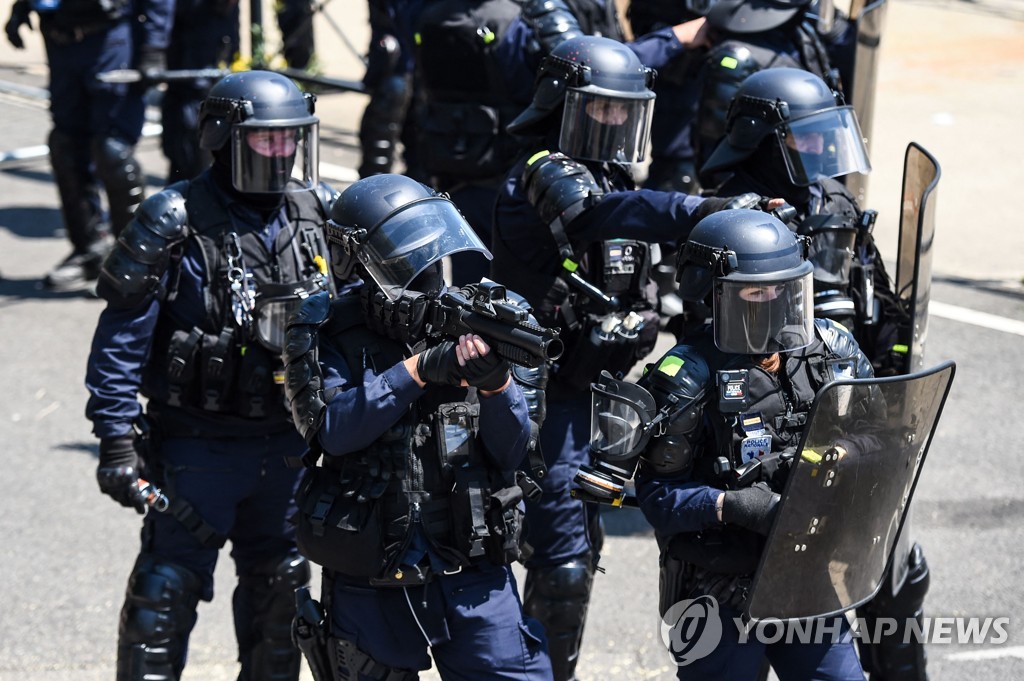 佛경찰, 작년에도 운전자 13명 사살…"대부분 흑인·아랍계"