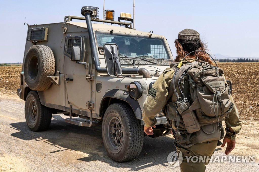 이스라엘군, 시리아 중부 지역 공습…"이란 혁명수비대원 사망"(종합)