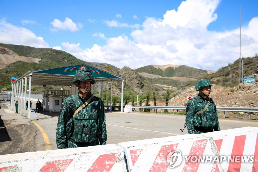 아제르바이잔, 밀수논란에 구호활동 접근로 폐쇄…적십자는 항의