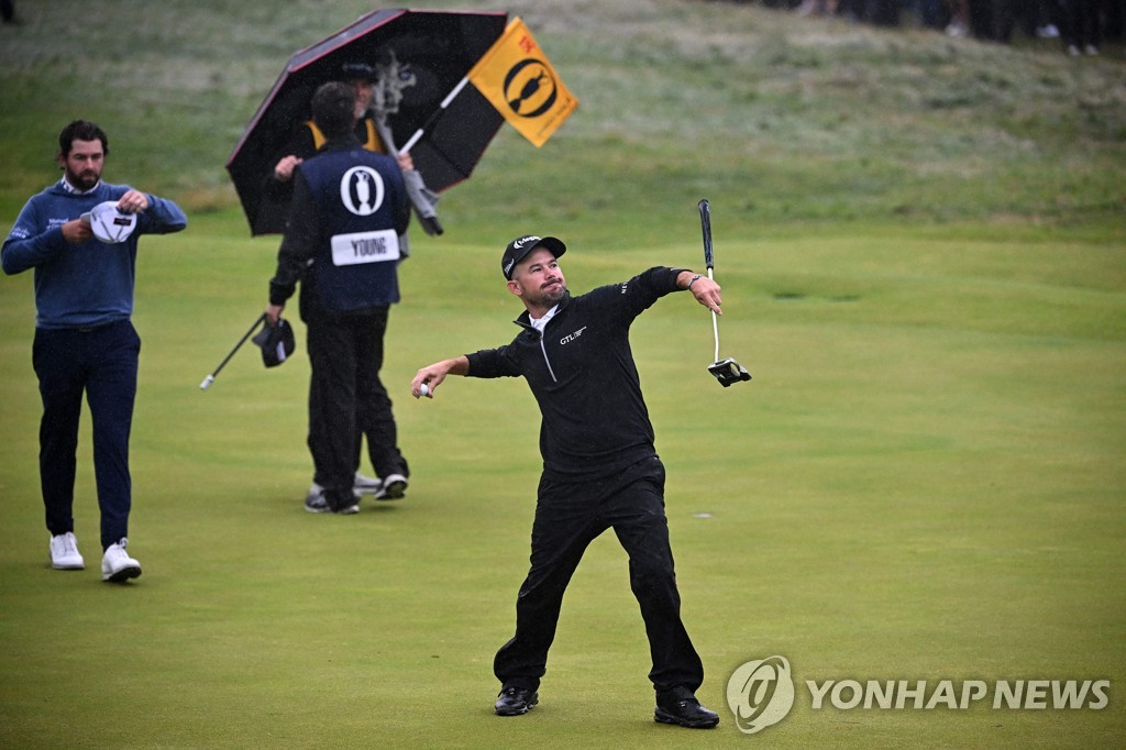 하먼, 메이저 대회 디오픈 우승…김주형은 한국인 최고 성적 2위