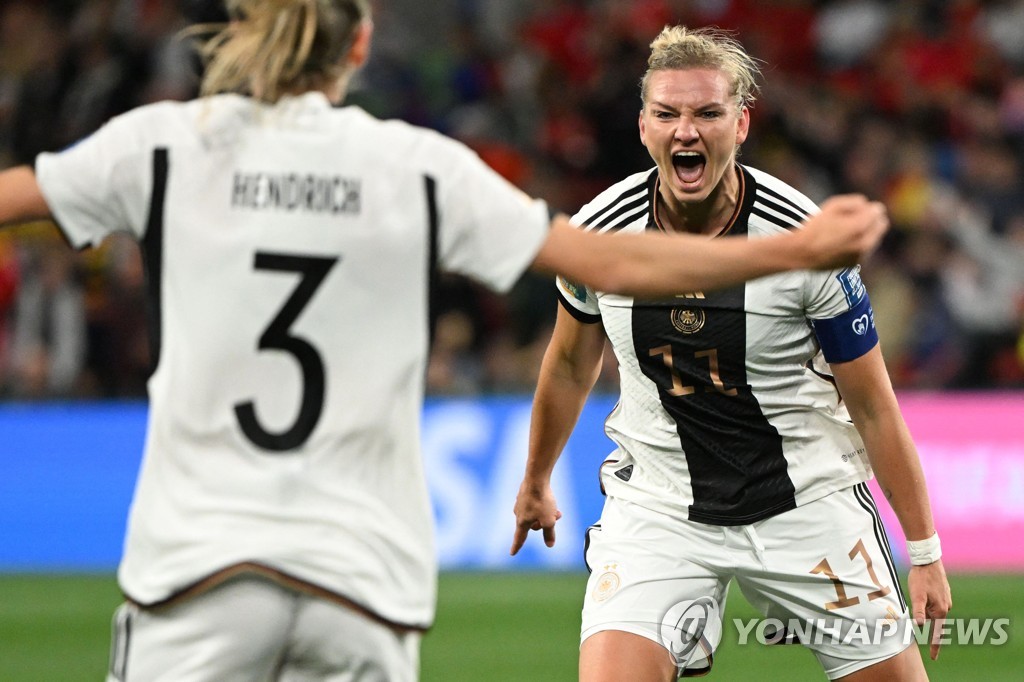 [여자월드컵] '랭킹 2위' 독일, 모로코 6-0 완파…포프 멀티골(종합)