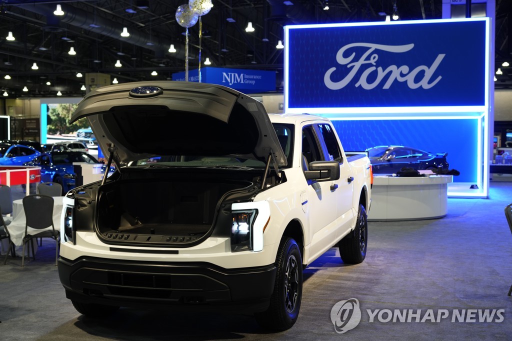 포드, F-150 1만달러 가격인하…전기차 할인경쟁 심화