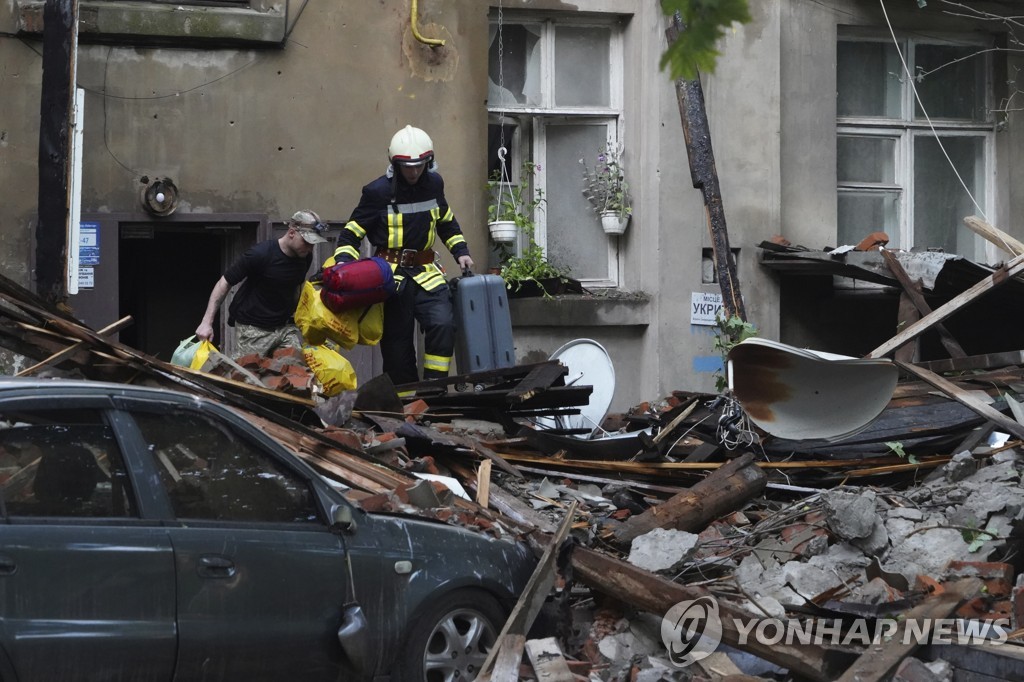 젤렌스키, 모스크바 드론공격 뒤 "전쟁, 러시아로 되돌아간다"