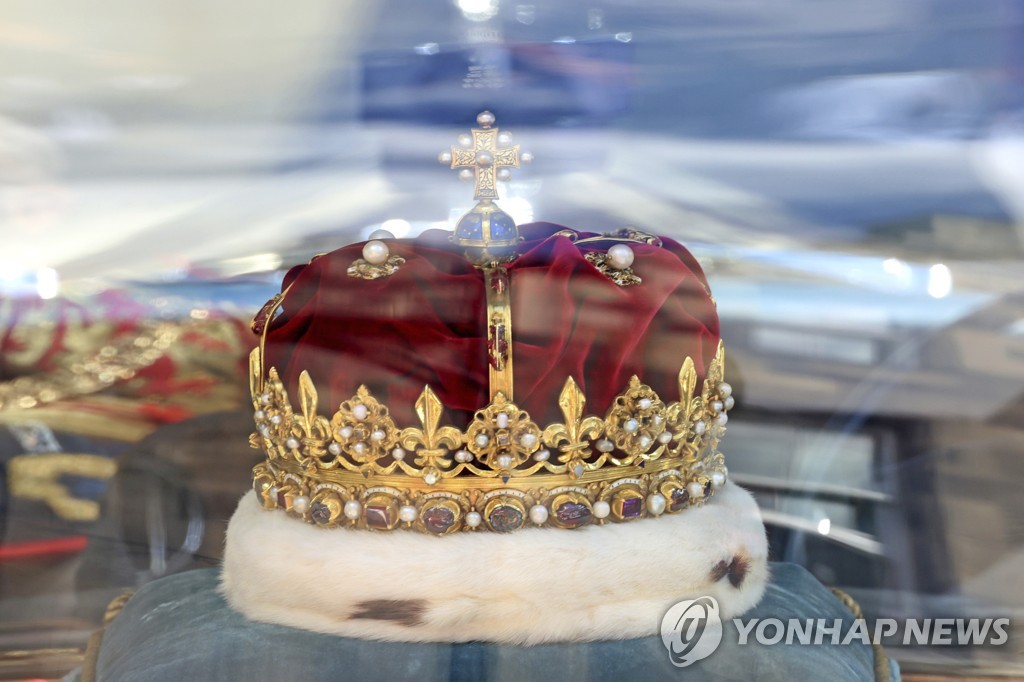 英왕실 문건 곳곳에 '흑인 비하 비속어'…인종차별 논란 재발