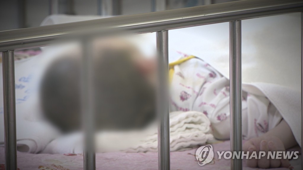 [2보] 생후 이틀 된 아기 숨지자 친모가 야산에 암매장