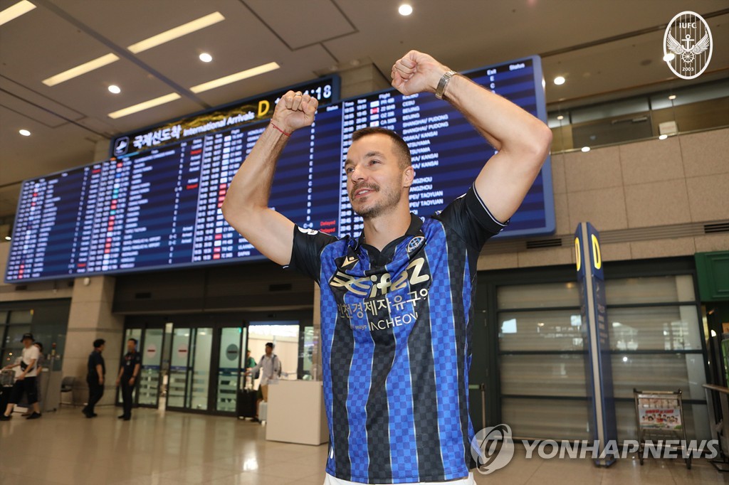 '무뎌진 무고사' 언제 투입할까…인천 조성환 감독의 고민