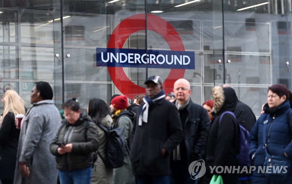 영국 런던 지하철 이달 말 약 1주 파업…철도 파업도