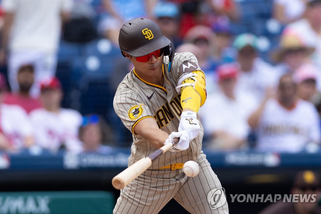 김하성, MLB 필라델피아 더블헤더 1차전서 3안타 불꽃타