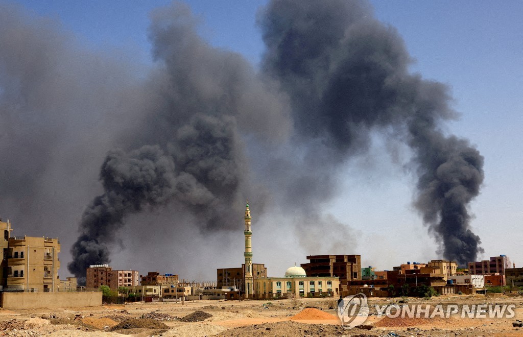 수단 유혈사태 100일…"1시간에 1명꼴 어린이 사상"