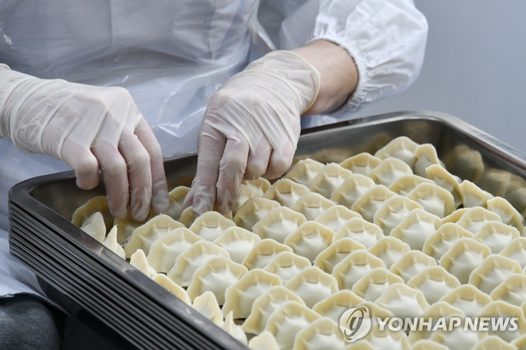 '만두 108개 먹기' 대회 연 中 식당…"음식 낭비" 당국 조사