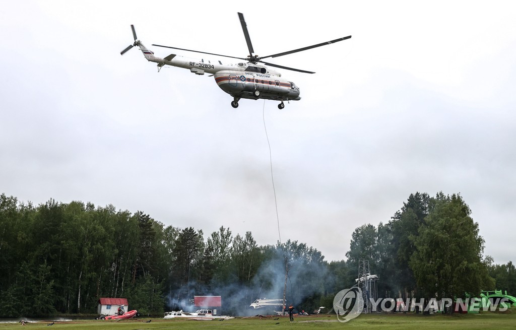 러 시베리아서 민간 헬기 추락…"관광객 최소 6명 사망"