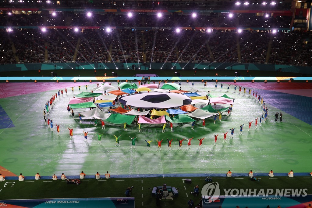 [여자월드컵] 개최국 뉴질랜드, 노르웨이 1-0 꺾고 '사상 첫 승'