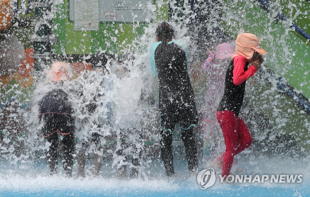 부산·울산·경남 낮 최고 33∼35도…경남 내륙 소나기