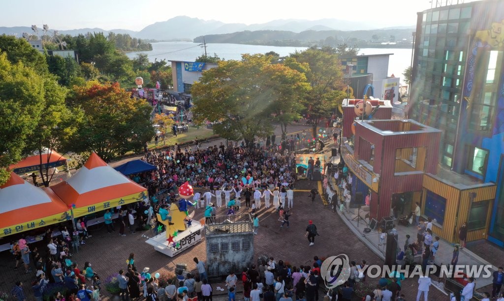 춘천인형극제 8·9·12월 분산 개최…공식 포스터 공개