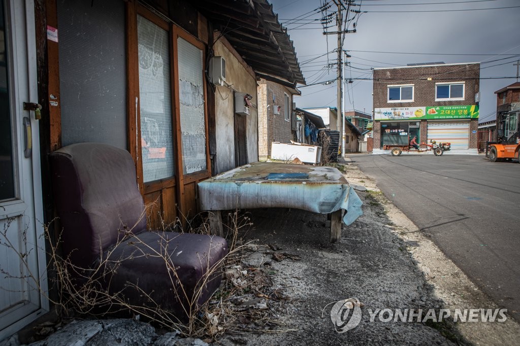 전국 시군구 80% 인구 자연감소…10년간 감소지역 갑절