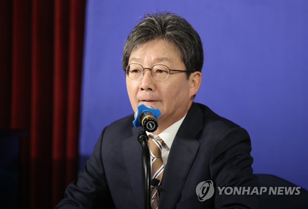 與 "온갖 이권 카르텔, 文정부 태양광 복마전에도…척결해야"