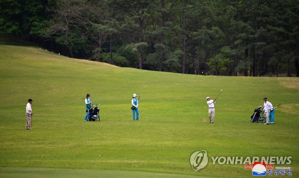 조선신보 "북한관광 기대 부풀어…마중 준비 돼 있을 것"