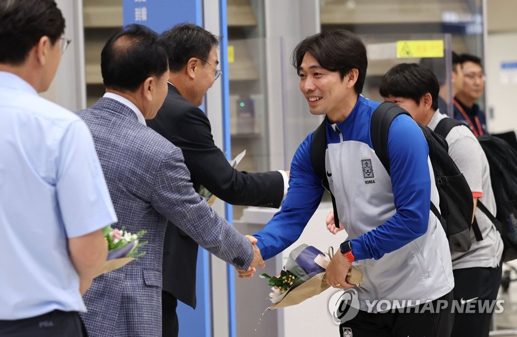 'U-17 아시안컵 준우승' 변성환호 귀국…"월드컵은 4강 목표"