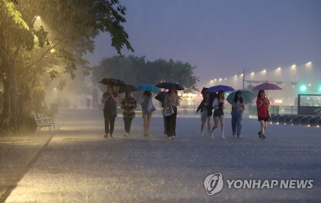 익산 등 전북 3곳 호우주의보…전주 등 9곳 호우주의보 유지