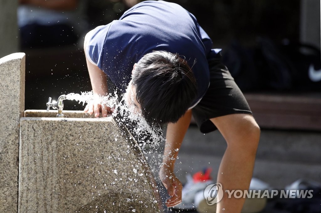 전북 가끔 구름…낮 기온 31∼33도