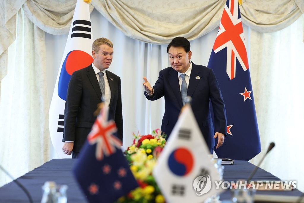 尹, 뉴질랜드 '인태 협력'·헝가리 '원전'…연쇄 정상회담(종합)